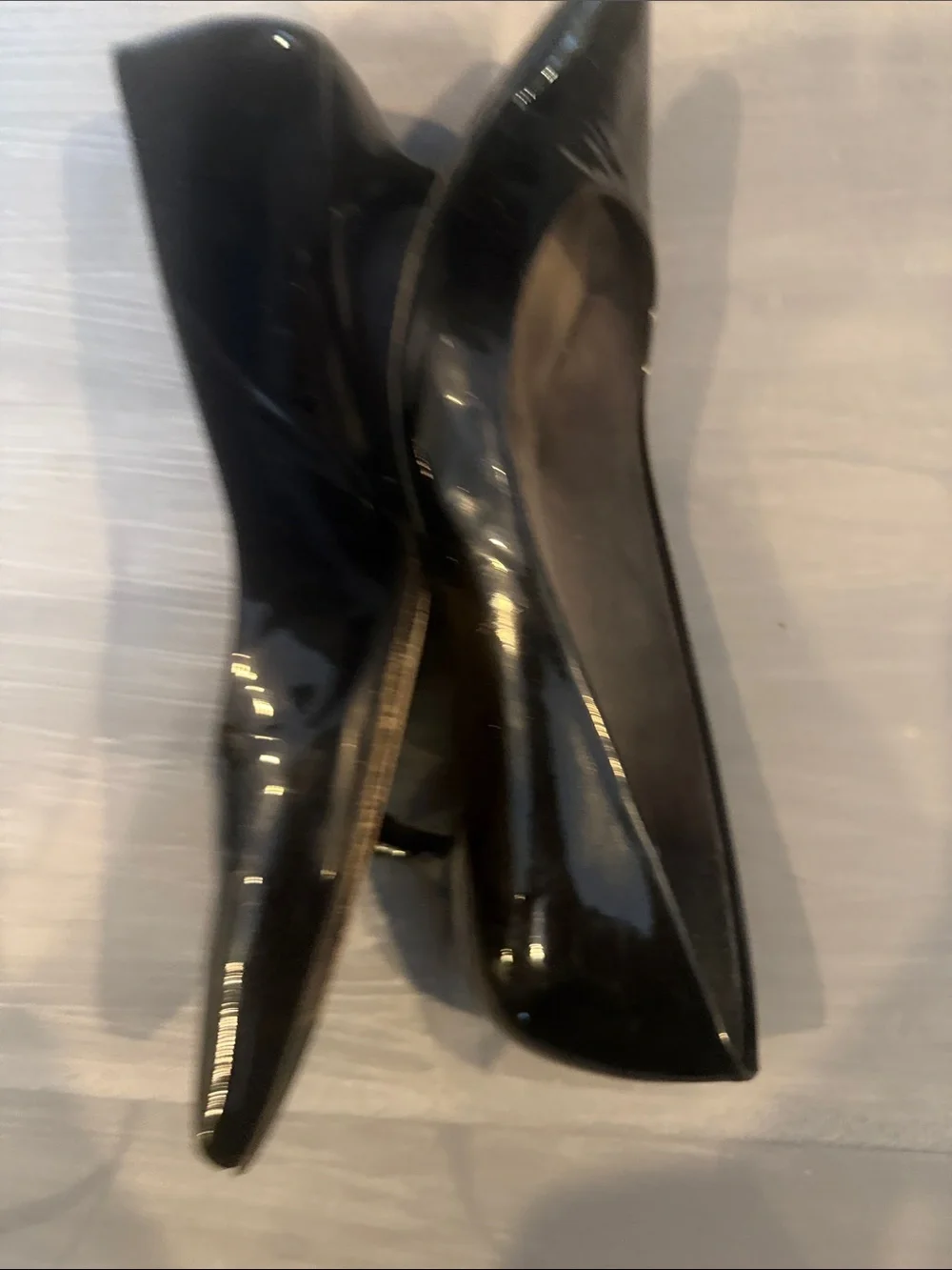 Stuart Weitzman Black Patent Pointed-Toe Pumps kitten heel Sz 8